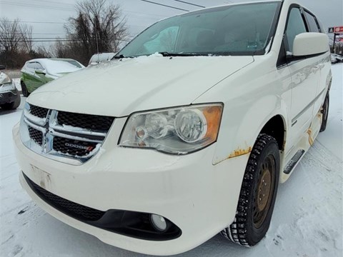 Photo of 2012 Dodge Grand Caravan Crew  for sale at Kenny Ottawa in Ottawa, ON