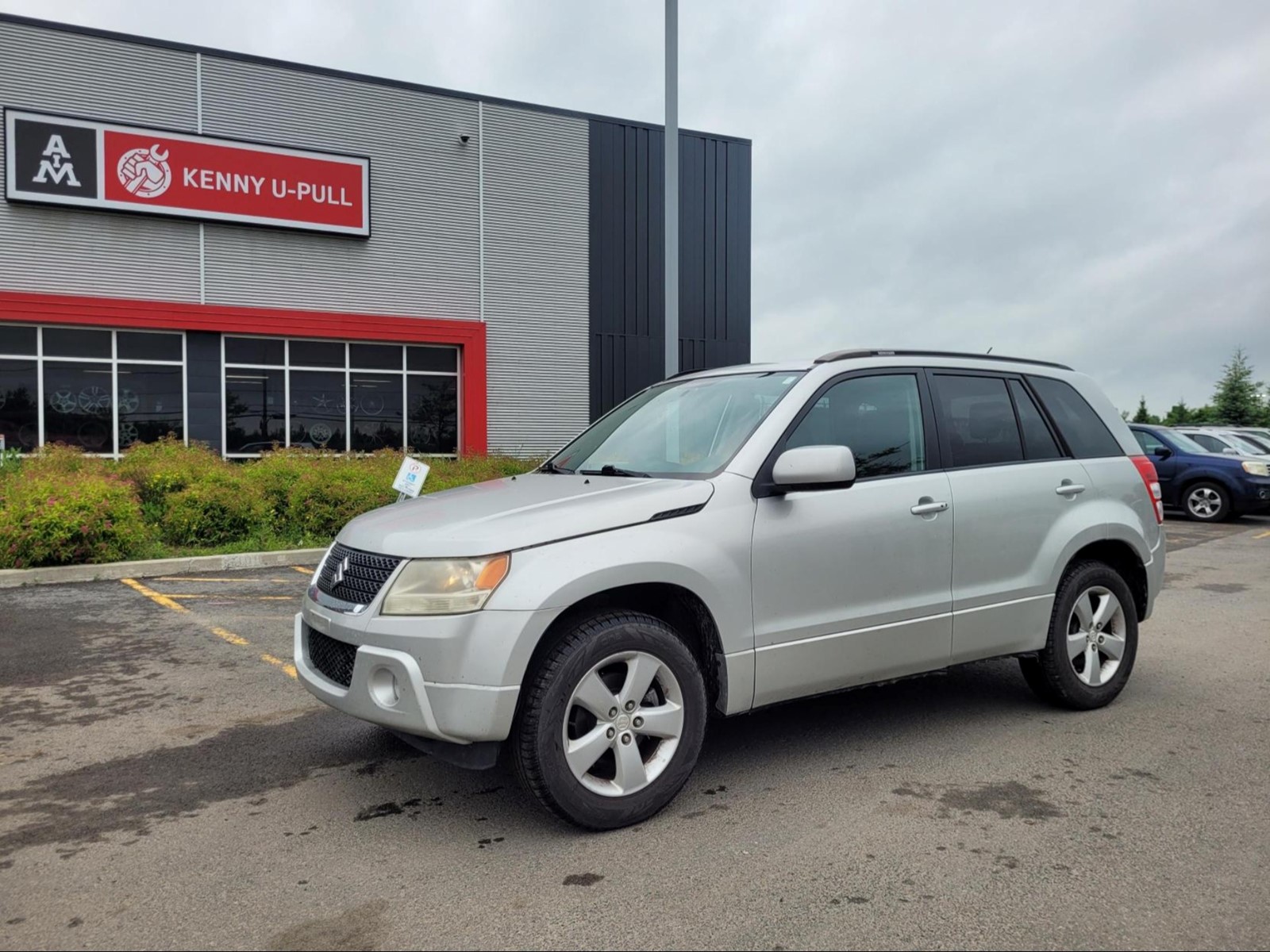 Photo of 2010 Suzuki Grand Vitara Premium  for sale at Kenny Ottawa in Ottawa, ON