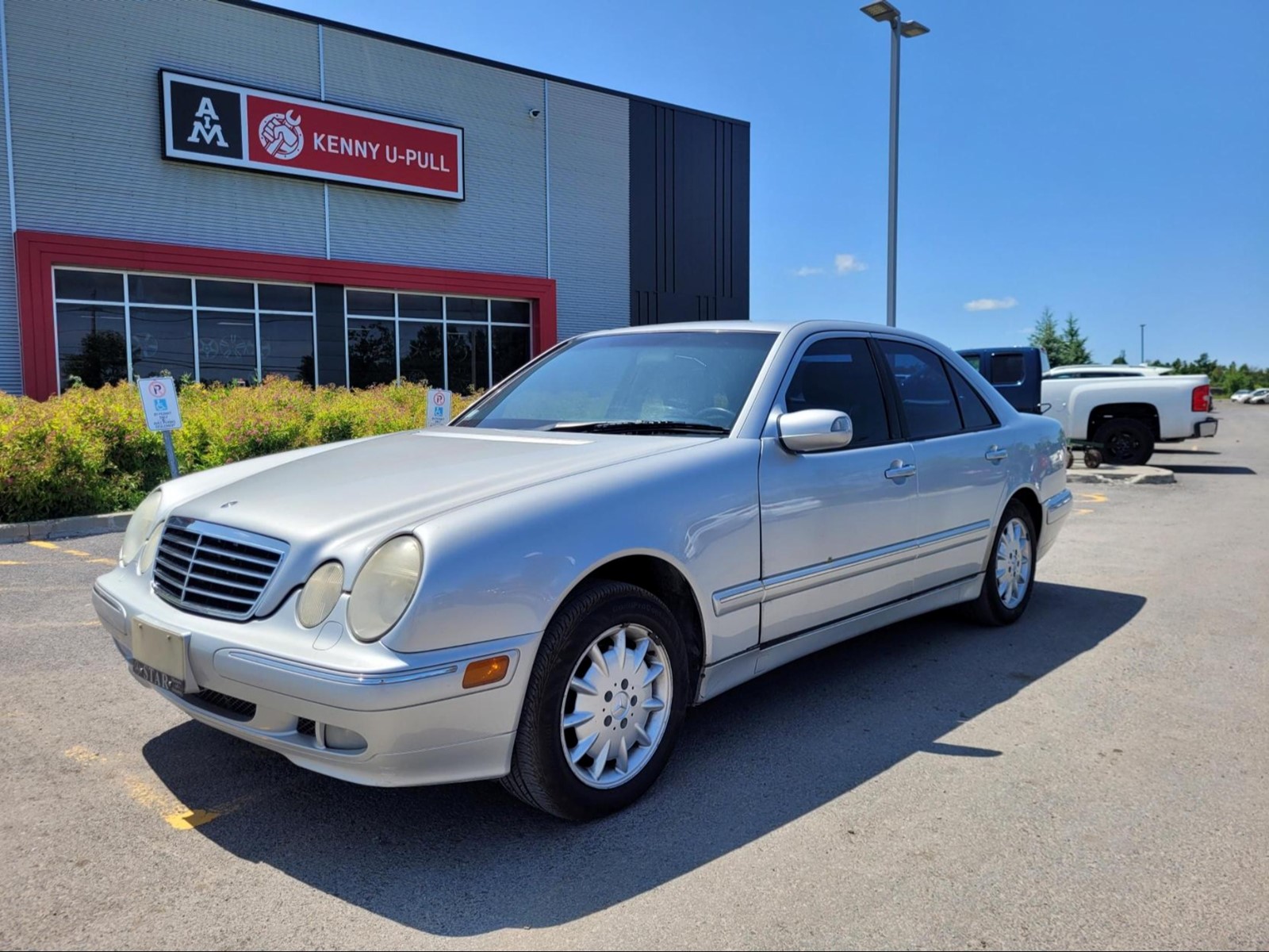 Photo of 2000 Mercedes-Benz E-Class E320  for sale at Kenny Ottawa in Ottawa, ON
