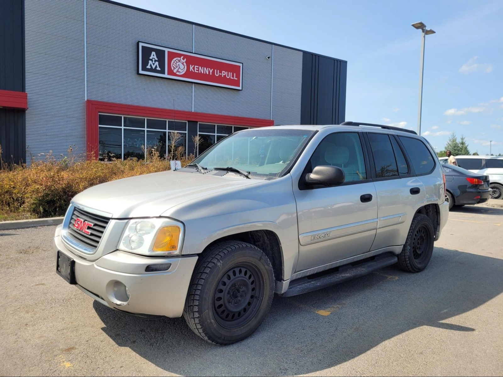 Photo of 2004 GMC Envoy SLT   for sale at Kenny Ottawa in Ottawa, ON