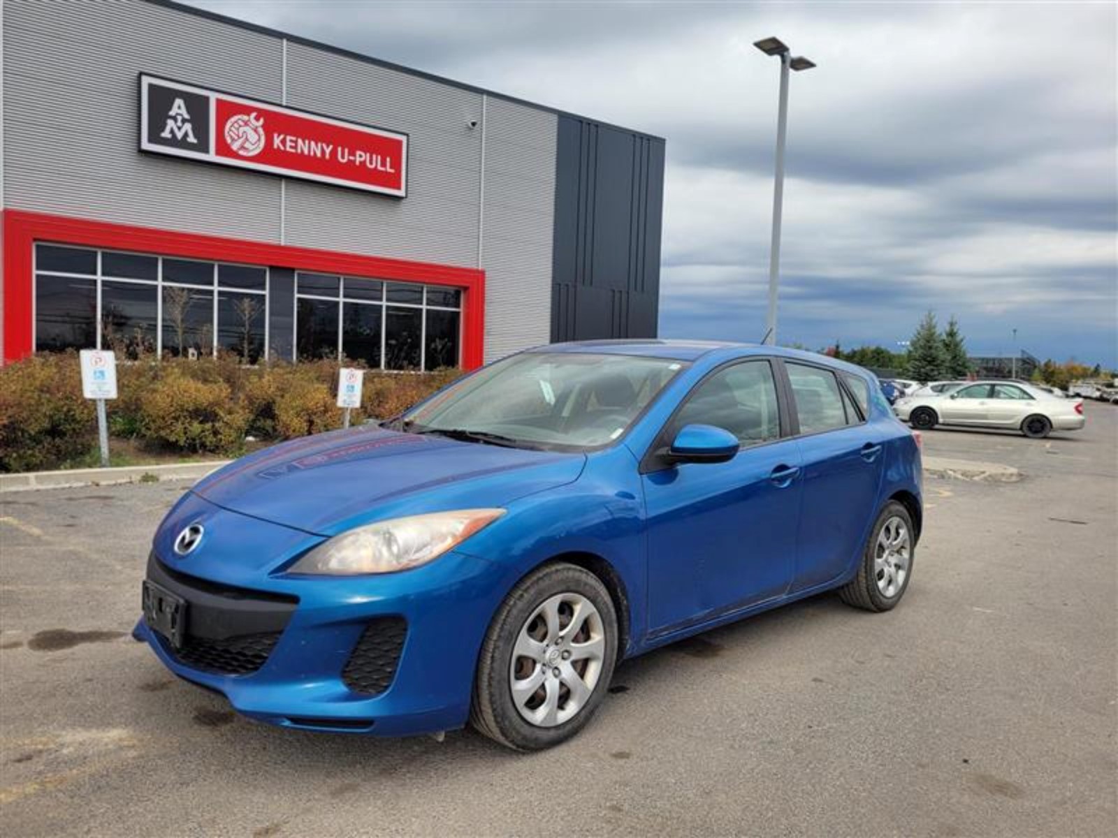 Photo of 2013 Mazda MAZDA3 i Sport for sale at Kenny Ottawa in Ottawa, ON