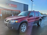 Photo of 2007 Ford Escape XLT 4WD for sale at Kenny Ottawa in Ottawa, ON