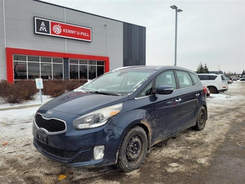 Photo d'une 2014 KIA Rondo EX  à vendre chez Kenny Ottawa à Ottawa, ON