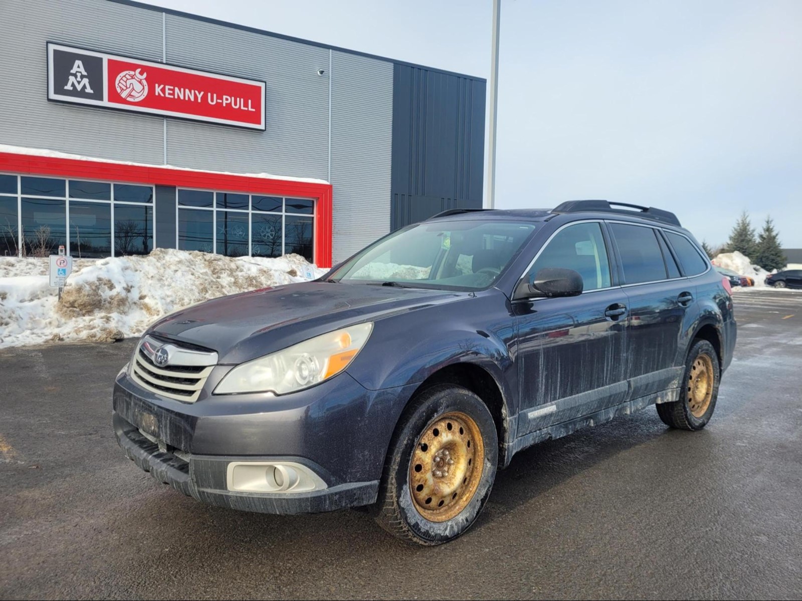 Photo of 2012 Subaru Outback 2.5i Premium for sale at Kenny Ottawa in Ottawa, ON