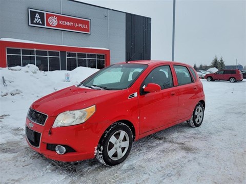 Photo d'une 2009 Chevrolet Aveo5 LS  à vendre chez Kenny Ottawa à Ottawa, ON