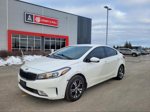 Photo d'une 2017 KIA Forte LX  à vendre chez Kenny Ottawa à Ottawa, ON