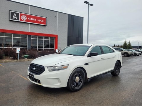 Photo d'une 2013 Ford Taurus Police  à vendre chez Kenny Ottawa à Ottawa, ON