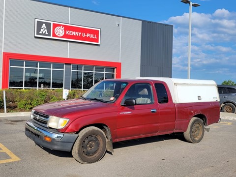 Photo d'une 1999 Toyota Tacoma Xtracab  à vendre chez Kenny Ottawa à Ottawa, ON