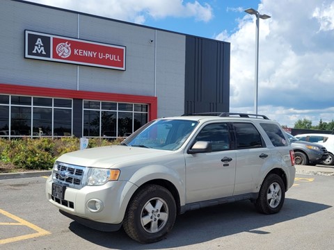 Photo of 2009 Ford Escape XLT V6 for sale at Kenny Ottawa in Ottawa, ON