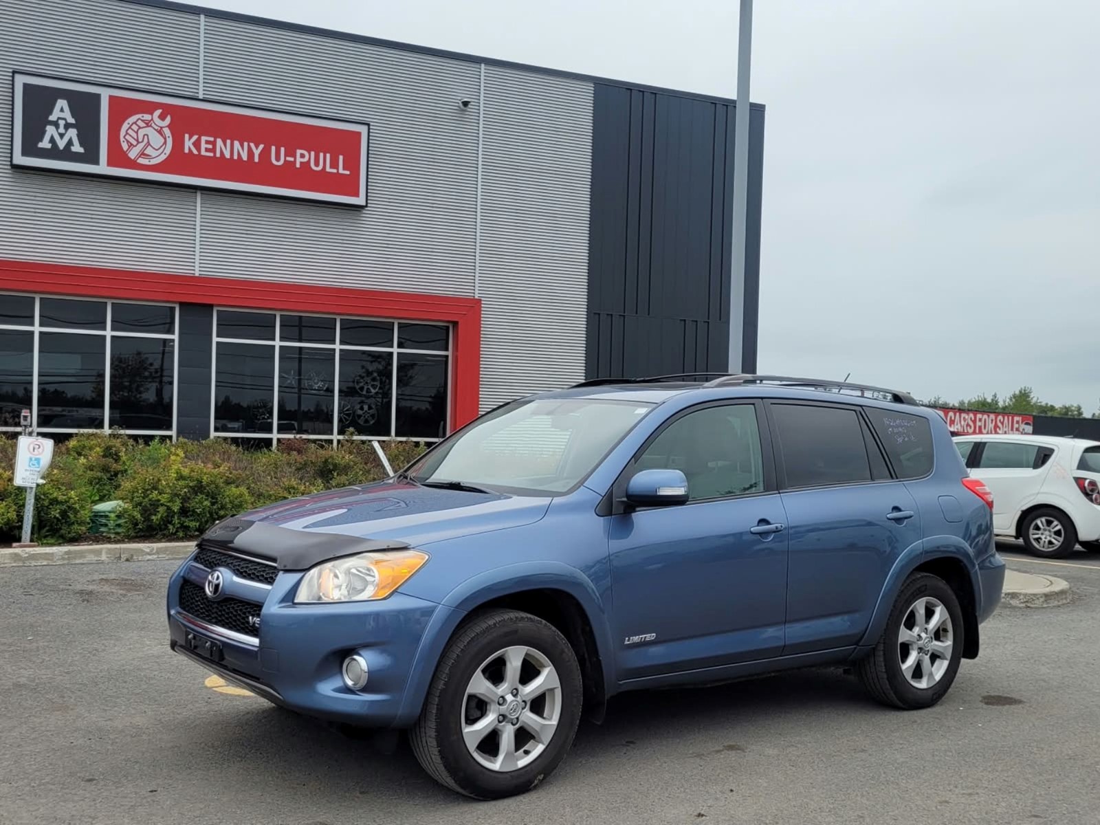 Photo of 2009 Toyota RAV4 Limited V6 for sale at Kenny Ottawa in Ottawa, ON