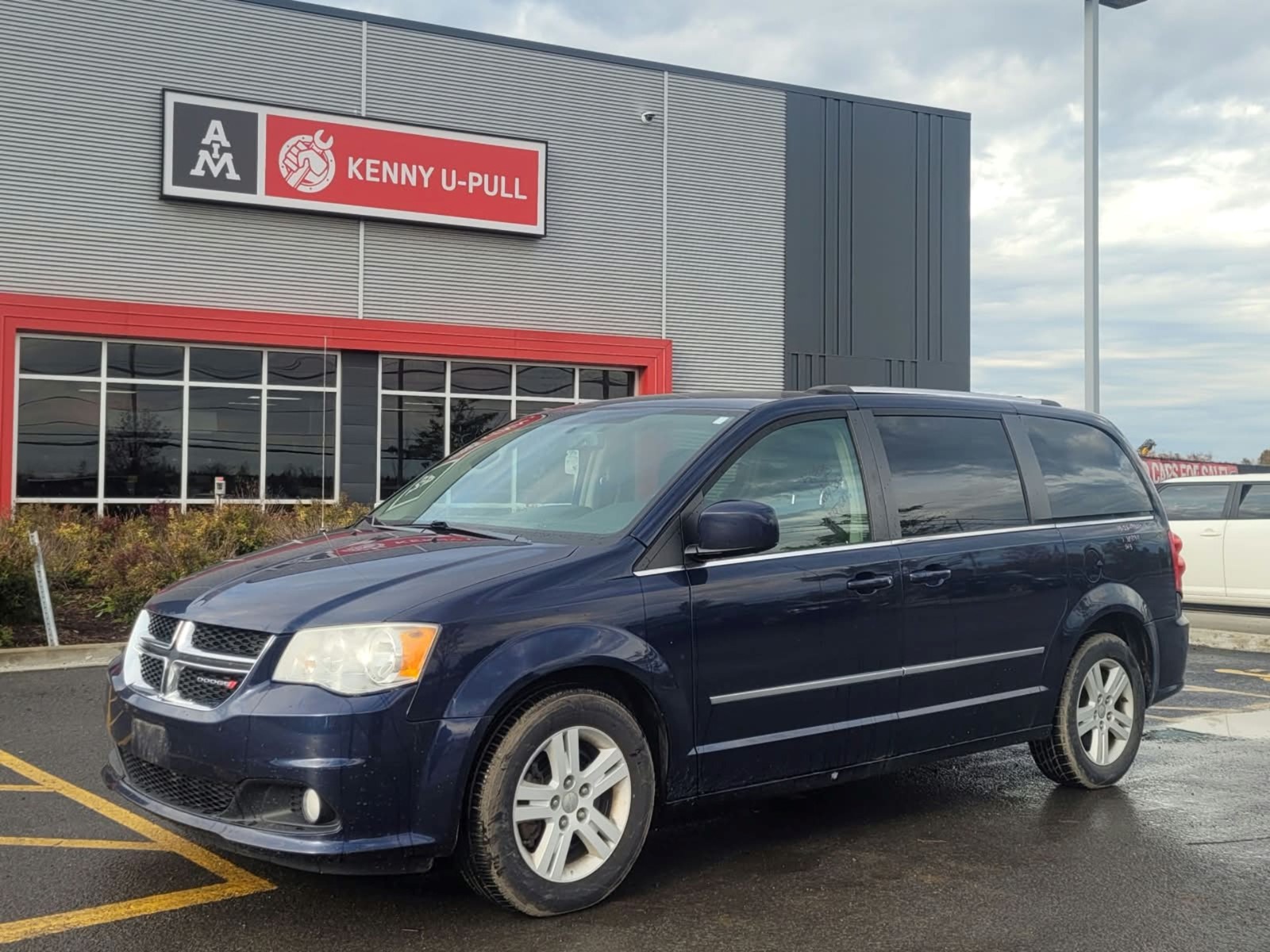 Photo of 2014 Dodge Grand Caravan Crew  for sale at Kenny Ottawa in Ottawa, ON