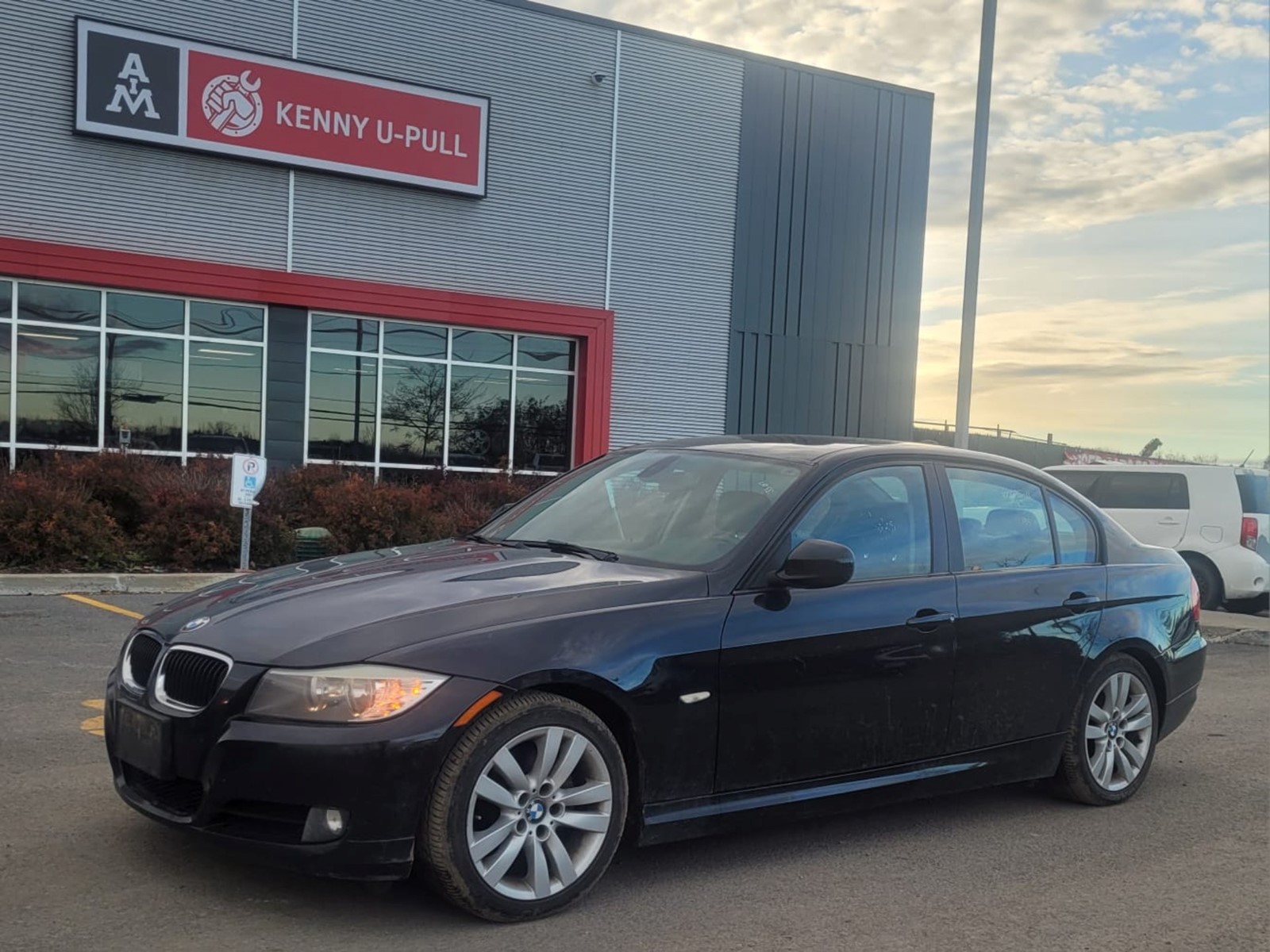 Photo of 2011 BMW 3-Series 323i  for sale at Kenny Ottawa in Ottawa, ON