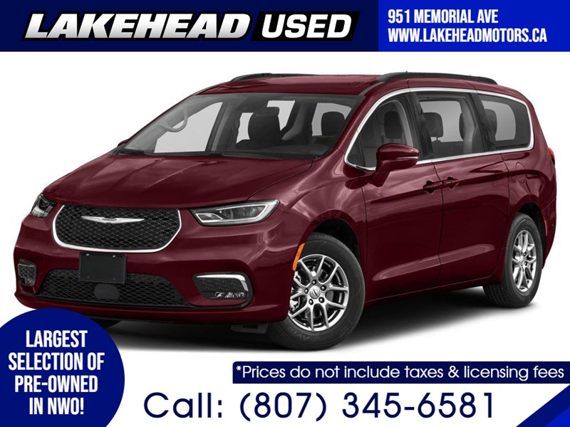 Photo of 2022 Chrysler Pacifica   for sale at Lakehead Motors Ltd in Thunder Bay, ON