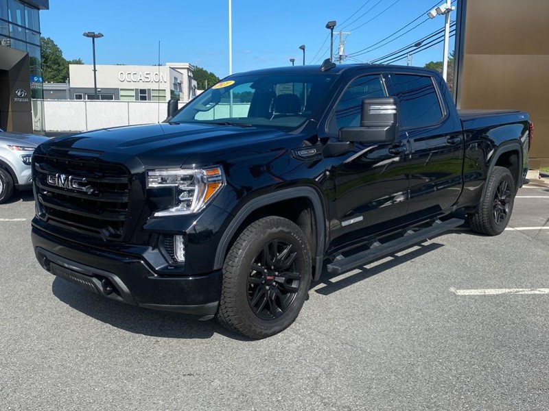 Photo of  2021 GMC Sierra 1500   for sale at selectiCAR in Thunder Bay, ON