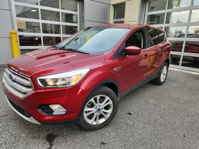 Photo of  2019 Ford Escape   for sale at selectiCAR in Thunder Bay, ON