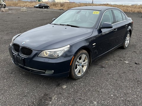 Photo of 2010 BMW 5-Series 528xi  for sale at Kenny Hamilton in Hamilton, ON