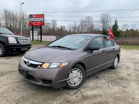 Photo d'une 2010 Honda Civic LX  à vendre chez Kenny North Bay à North Bay, ON