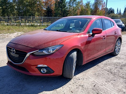 Photo d'une 2014 Mazda MAZDA3 S Grand Touring à vendre chez Kenny North Bay à North Bay, ON