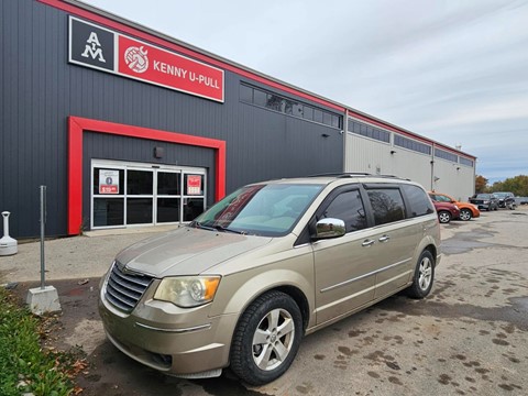Photo d'une 2008 Chrysler Town & Country Limited  à vendre chez Kenny London à London, ON