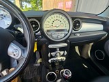 2008 Mini Cooper photo 12