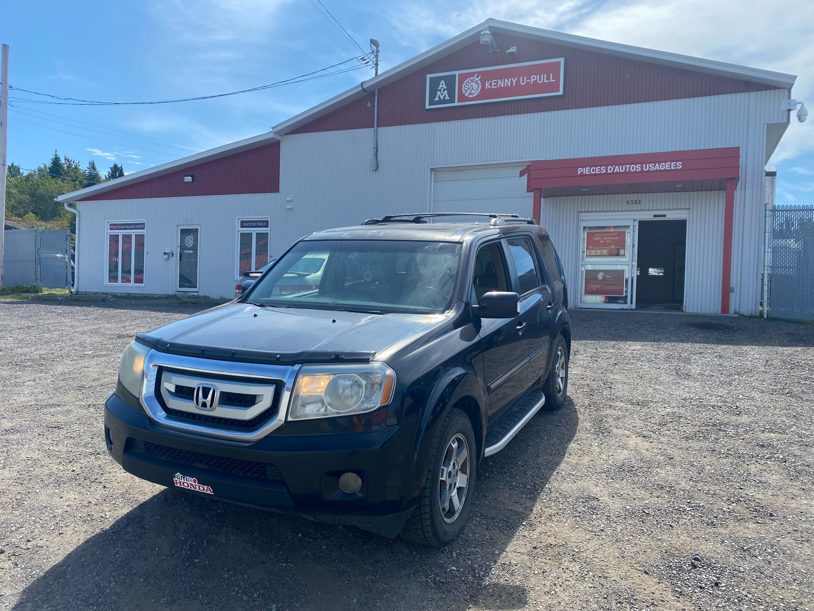 Photo of 2009 Honda Pilot Touring w/DVD for sale at Kenny Saguenay in Jonquière, QC