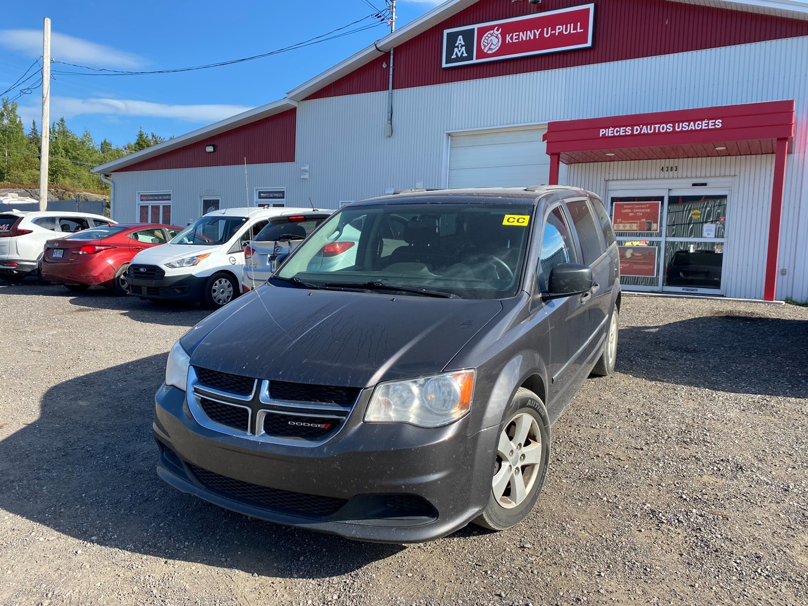 Photo of 2016 Dodge Grand Caravan SE  for sale at Kenny Saguenay in Jonquière, QC