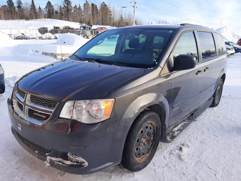 Photo d'une 2015 Dodge Grand Caravan SE  à vendre chez Kenny Saguenay à Jonquière, QC