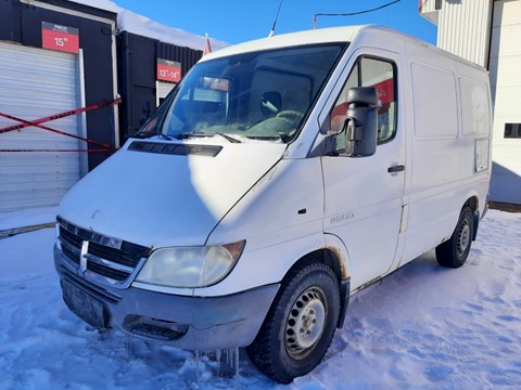 Photo d'une 2006 Dodge Sprinter Van 2500 High Ceiling 118-in. WB à vendre chez Kenny Saguenay à Jonquière, QC