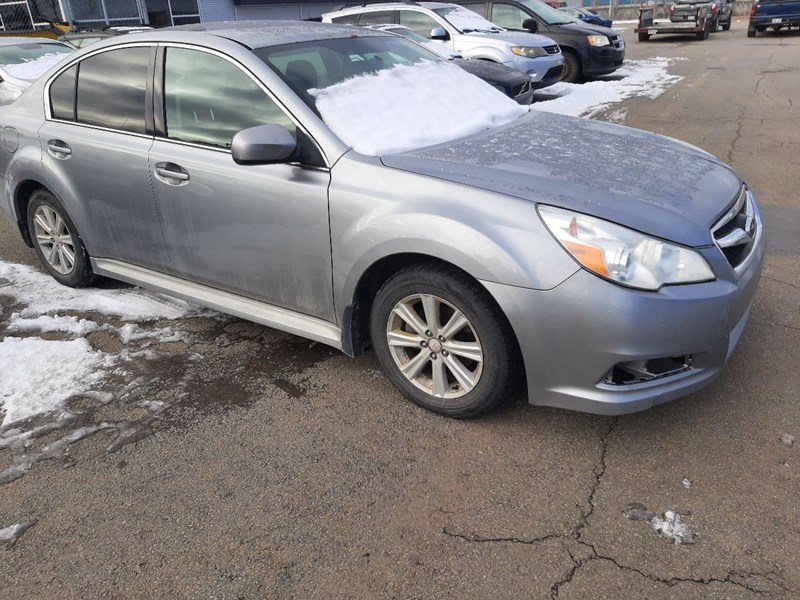Photo of 2011 Subaru Legacy 2.5i Premium for sale at Kenny Lévis in Lévis, QC