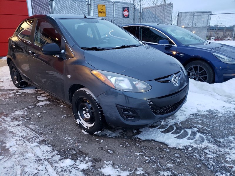 Photo of 2011 Mazda MAZDA2 Touring  for sale at Kenny Lévis in Lévis, QC