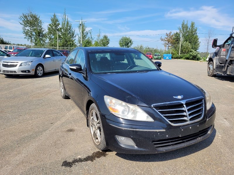 Photo of  2010 Hyundai Genesis 3.8L  for sale at Kenny Lévis in Lévis, QC