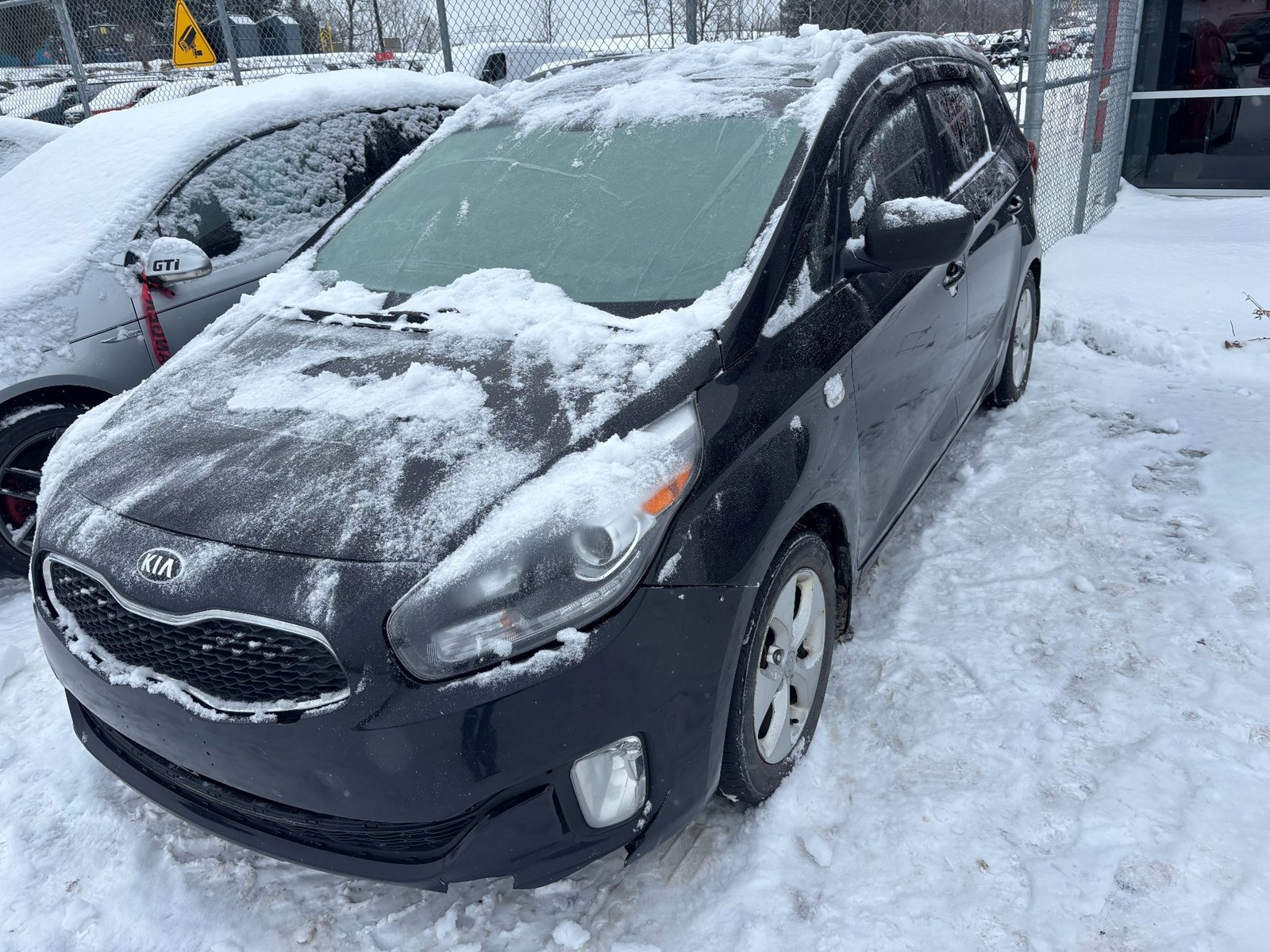 Photo of 2016 KIA Rondo LX  for sale at Kenny Lévis in Lévis, QC