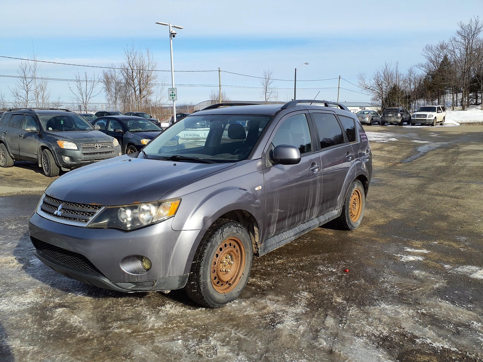 Photo of 2009 Mitsubishi Outlander  ES  for sale at Kenny Lévis in Lévis, QC