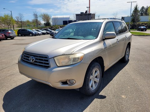 Photo of 2008 Toyota Highlander Sport  for sale at Kenny Lévis in Lévis, QC