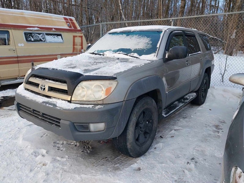 Photo of  2003 Toyota 4Runner Sport  for sale at Kenny Saint-Augustin in Saint-Augustin-de-Desmaures, QC