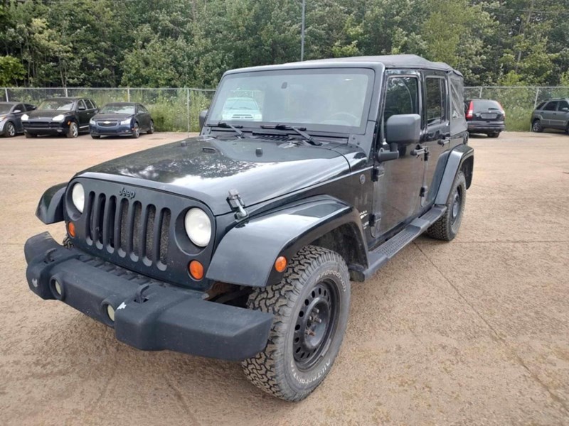 Photo of 2008 Jeep Wrangler Unlimited Sahara for sale at Kenny Saint-Augustin in Saint-Augustin-de-Desmaures, QC