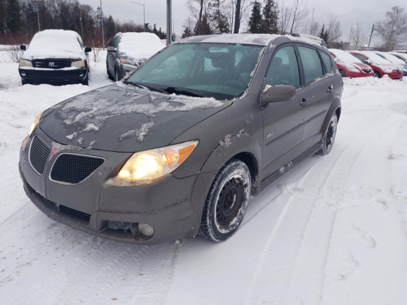 Photo of 2008 Pontiac Vibe   for sale at Kenny Saint-Augustin in Saint-Augustin-de-Desmaures, QC