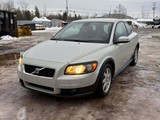 Photo of 2009 Volvo C30 T5  for sale at Kenny Saint-Augustin in Saint-Augustin-de-Desmaures, QC