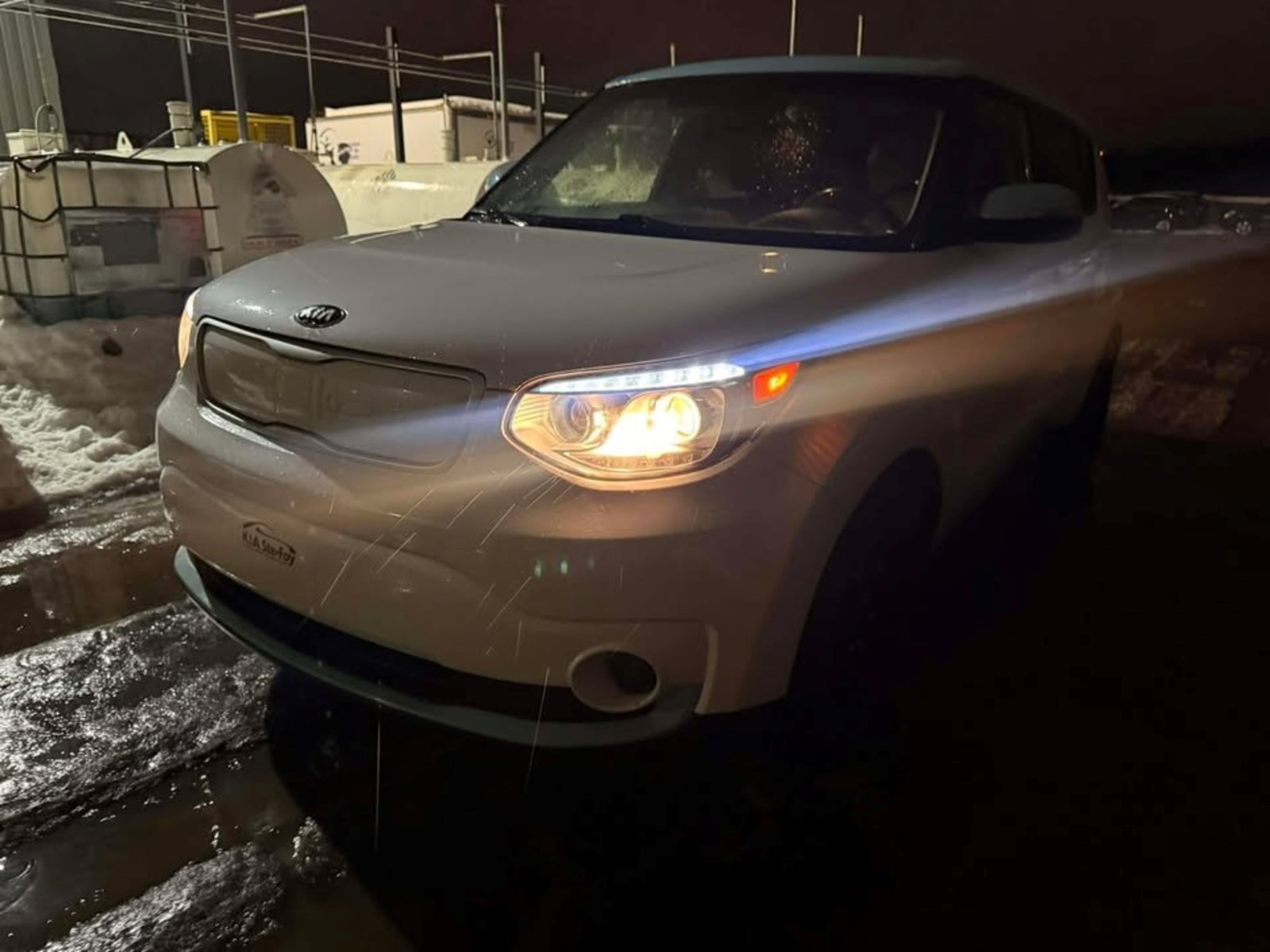 Photo of 2016 KIA Soul EV   for sale at Kenny Saint-Augustin in Saint-Augustin-de-Desmaures, QC