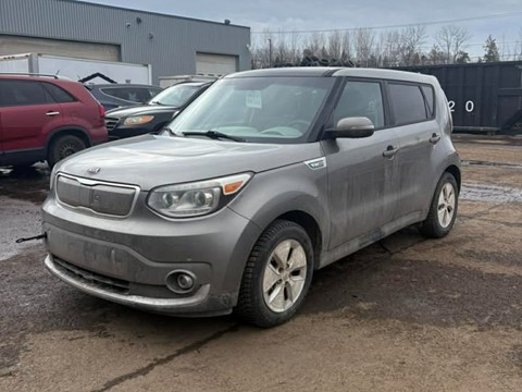 Photo of 2016 KIA Soul EV +  for sale at Kenny Saint-Augustin in Saint-Augustin-de-Desmaures, QC