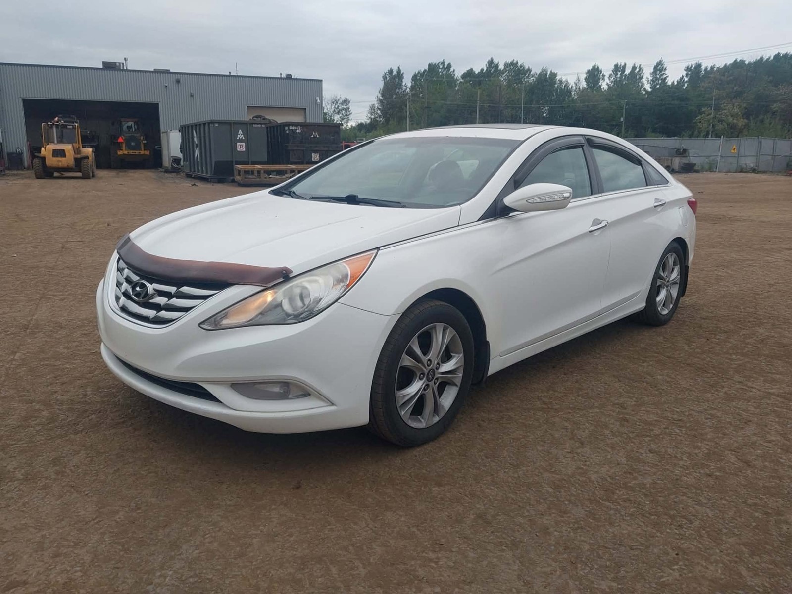 Photo of 2011 Hyundai Sonata Limited  for sale at Kenny Saint-Augustin in Saint-Augustin-de-Desmaures, QC