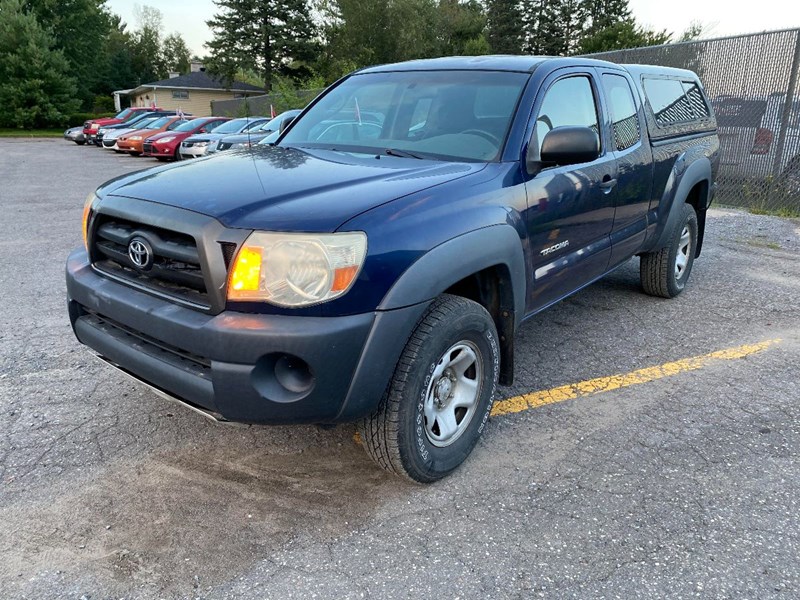 Photo of 2006 Toyota Tacoma  Access Cab V6 for sale at Kenny Trois-Rivières in Trois-Rivières, QC