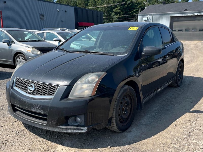 Photo of 2008 Nissan Sentra SE-R  for sale at Kenny Trois-Rivières in Trois-Rivières, QC