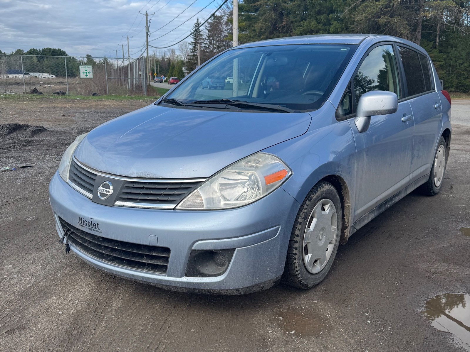 Photo of 2009 Nissan Versa 1.8 S for sale at Kenny Trois-Rivières in Trois-Rivières, QC