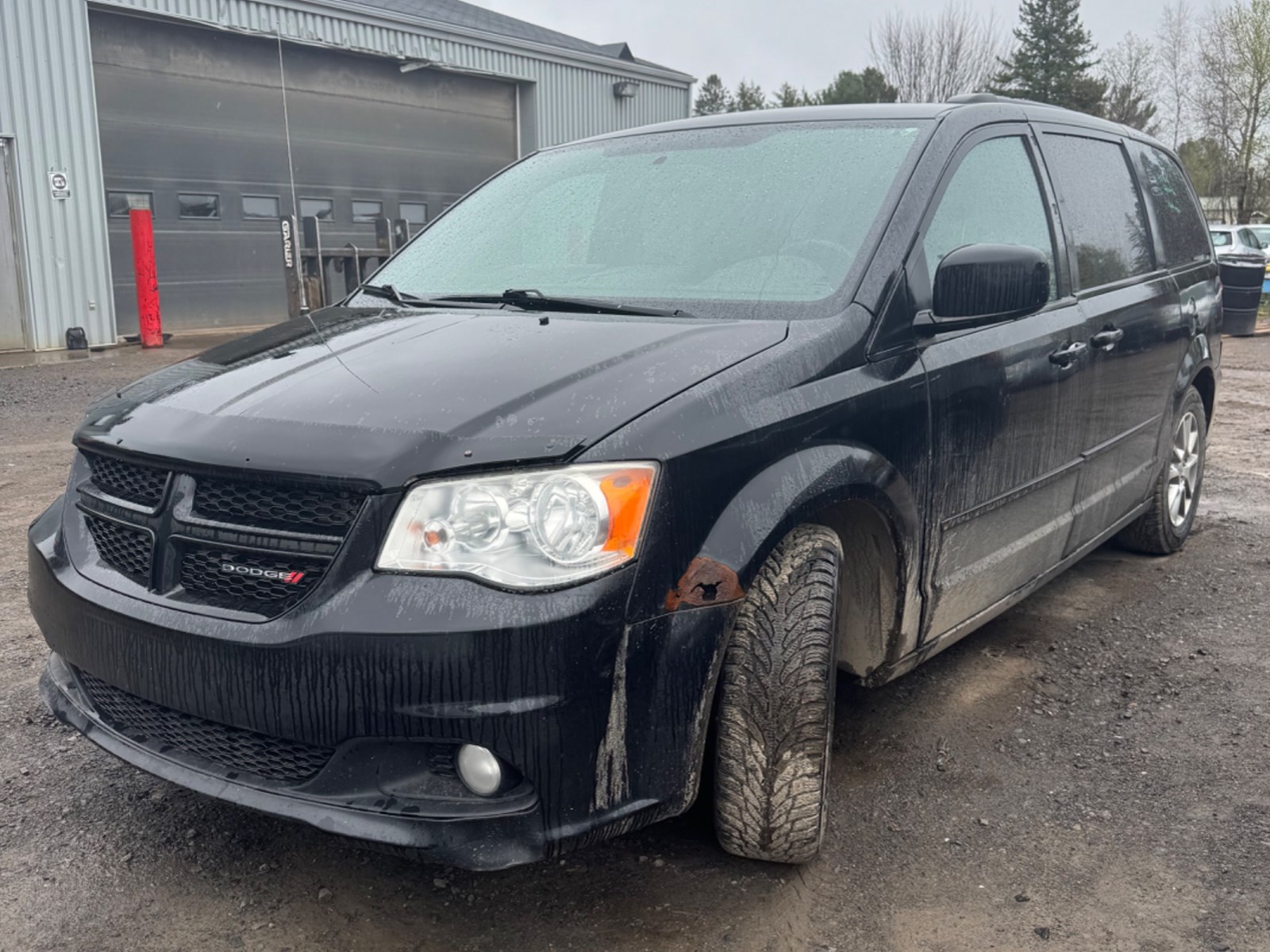 Photo of 2013 Dodge Grand Caravan R/T  for sale at Kenny Trois-Rivières in Trois-Rivières, QC