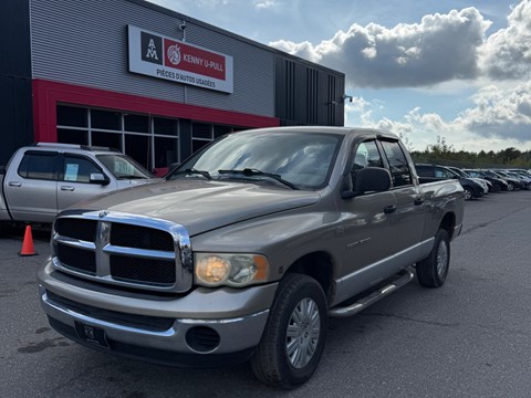 Photo d'une 2003 Dodge Ram 1500 ST  Quad Cab Long Bed à vendre chez Kenny Trois-Rivières à Trois-Rivières, QC