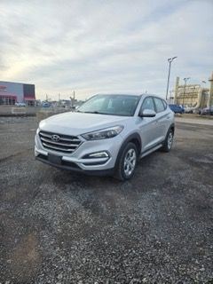 Photo of  2018 Hyundai Tucson SE  for sale at Kenny Montreal in Montréal, QC