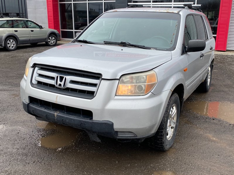 Photo of  2007 Honda Pilot LX  for sale at Kenny Montreal in Montréal, QC