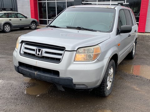 Photo of AsIs 2007 Honda Pilot LX  for sale at Kenny Montreal in Montréal, QC