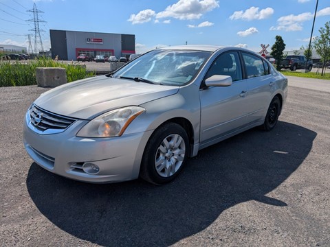 Photo of 2010 Nissan Altima   for sale at Kenny Montreal in Montréal, QC